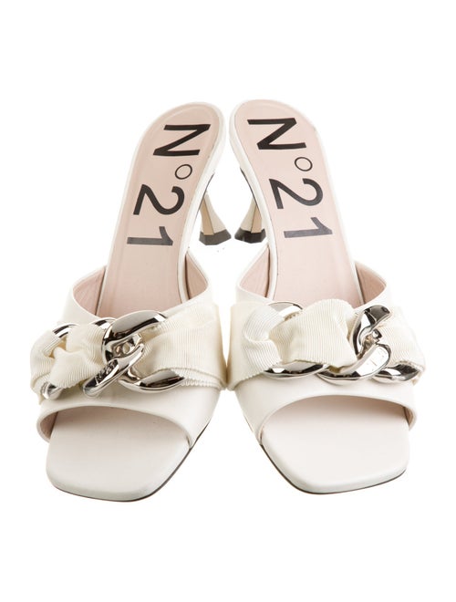 Nº 21 Leather Slides