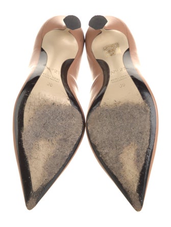 Nº 21 Leather Pumps