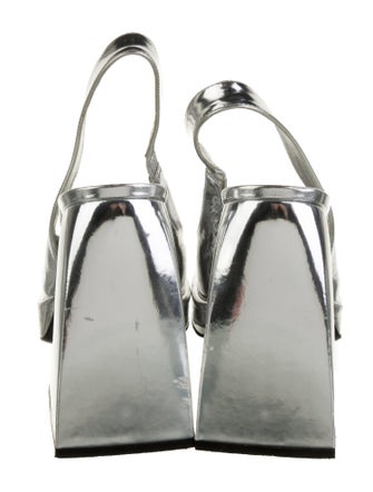 Nodaleto Patent Leather Slingback Pumps