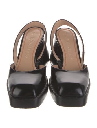 Nodaleto Leather Slingback Pumps