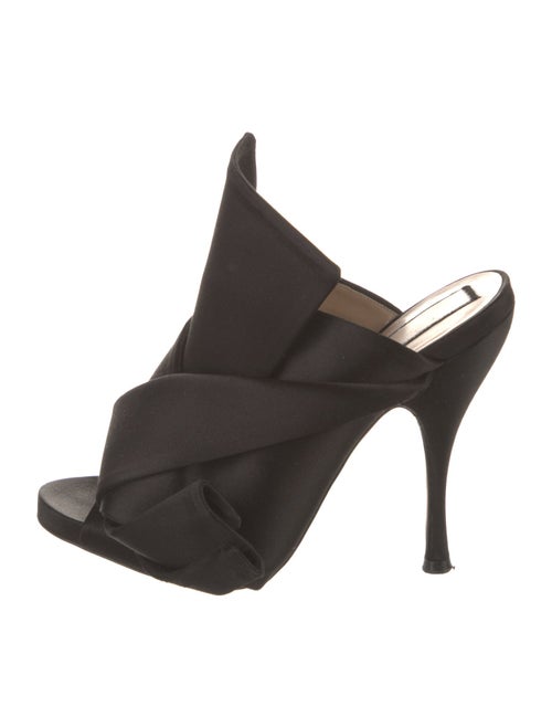 No. 21 x Kartell Satin Slides