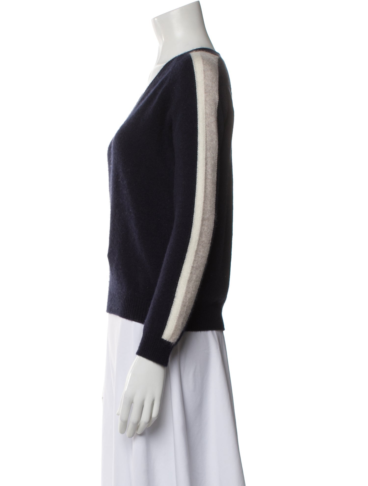 N. Peal Cashmere V-Neck Sweater