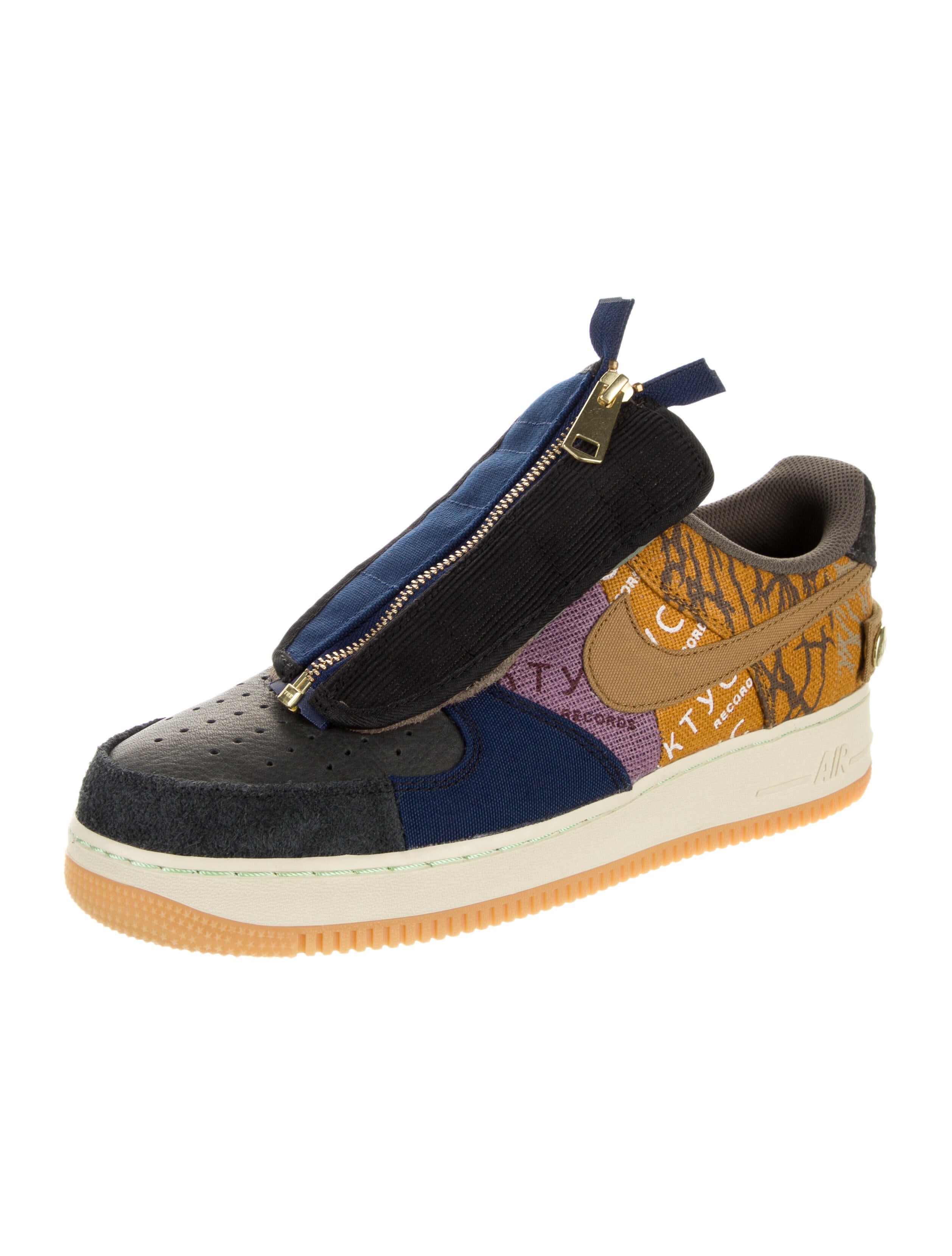 travis scott air force 1 shoes