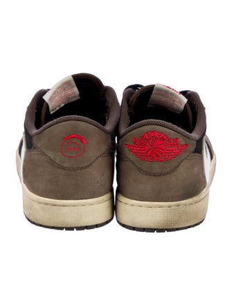 Nike x Travis Scott 1 Retro OG SP 'Mocha' Sneakers