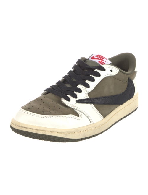 Jordan x Travis Scott 1 Retro Low OG SP 'Medium Olive' Sneakers