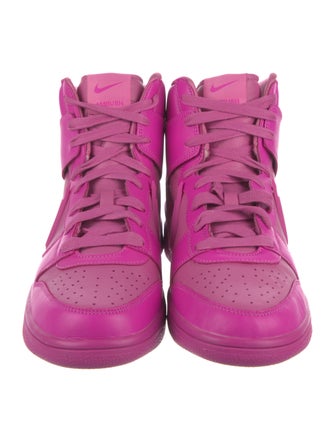 Nike x AMBUSH Dunk ‘Cosmic Fuchsia’ Sneakers