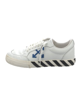 Off-White Vulcanized Low Sneakers