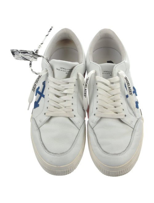 Off-White Vulcanized Low Sneakers