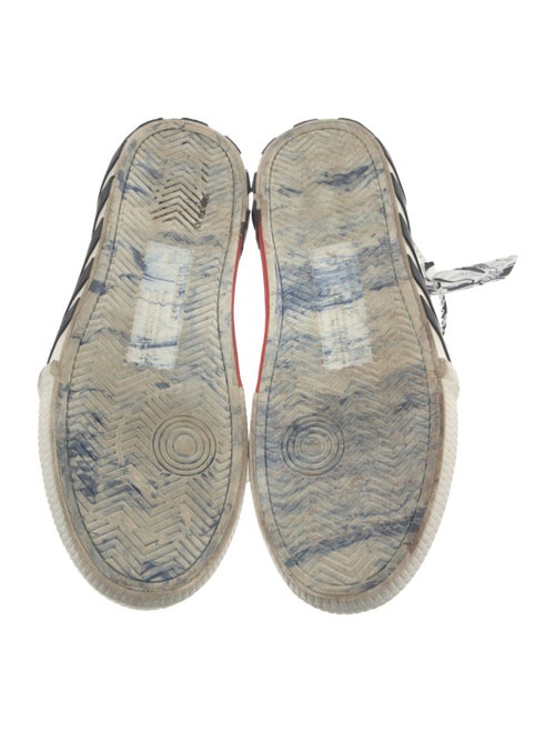 Off-White Vulcanized Low Sneakers
