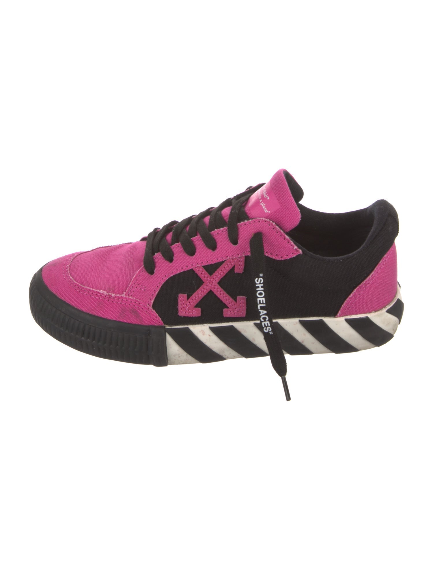 off white vulc fuchsia