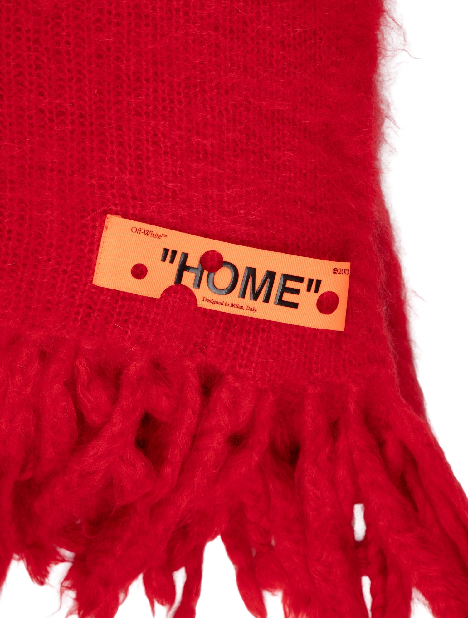 Off-White Arrow Throw Blanket