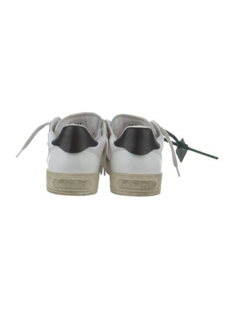 Off-White Off-Court 5.0 'Distressed White' Sneakers