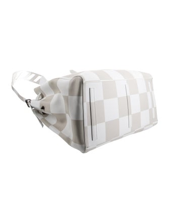 Off-White Leather FOS 04 XL 2022