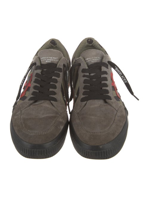 Off-White Vulcanzied Sole Sneakers