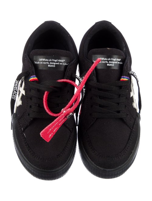 Off-White Boys Low Top Sneakers