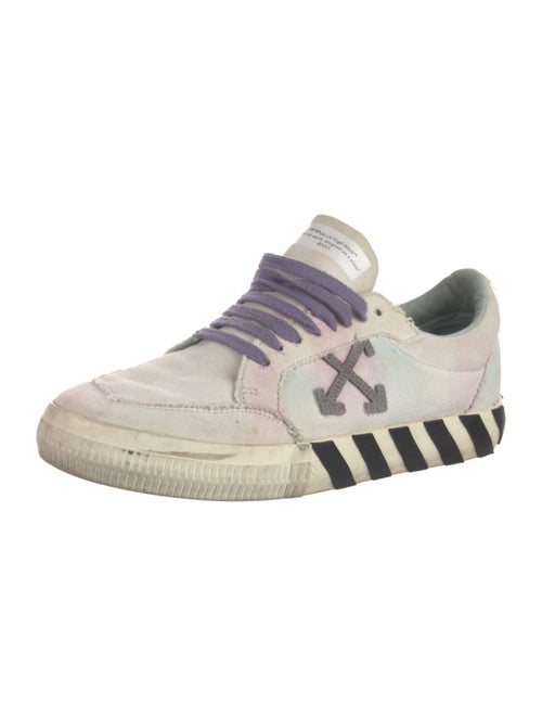 Off-White Vulc Low Sneakers