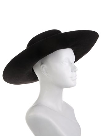 Off-White Felt Hat