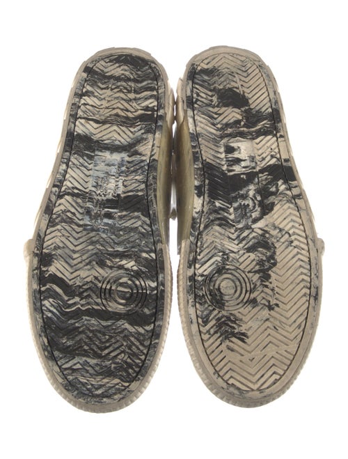 Off-White Vulcanized Sole Sneakers