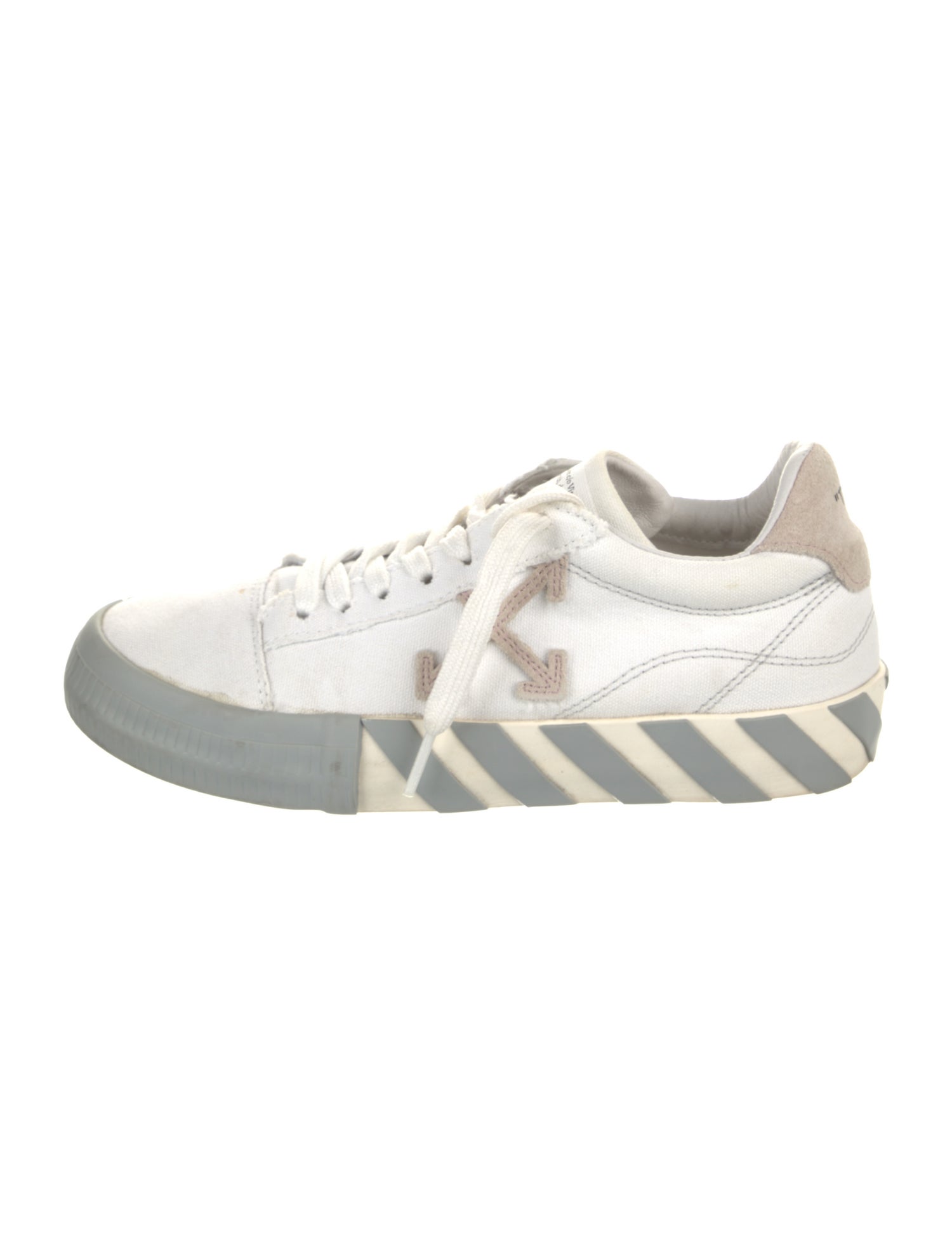 Off-White Vulc Low Sneakers