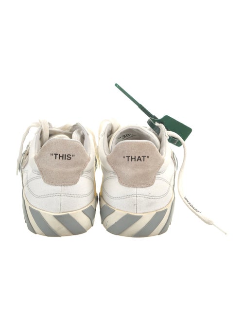 Off-White Vulc Low Sneakers