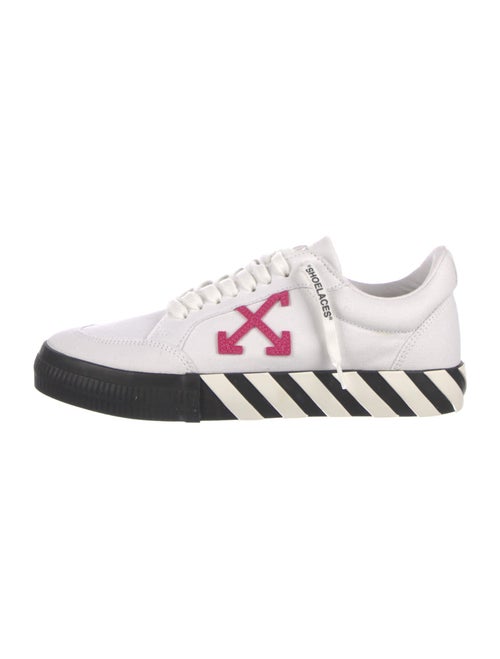 Off-White Vulc Sneakers