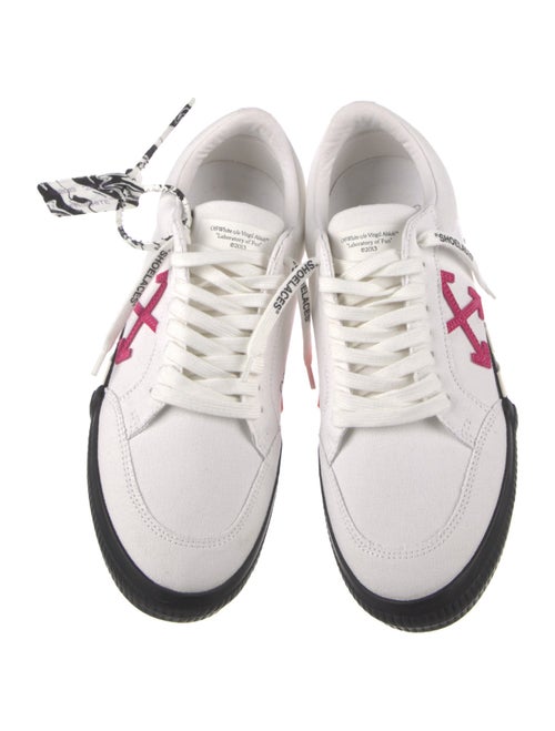Off-White Vulc Sneakers