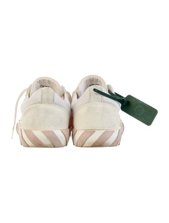 Off-White Vulc Sole Low Sneakers