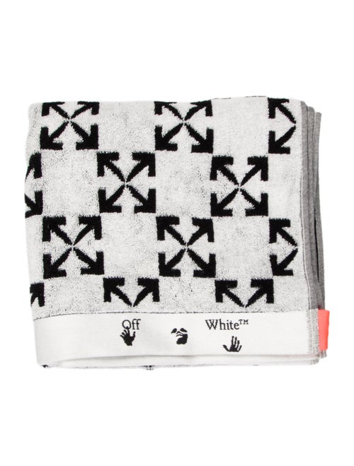 Off-White Arrows Bath Towel