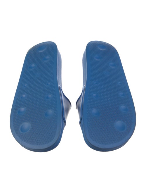 Off-White 'Arrows' Rubber Slides