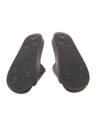 Off-White Logo Rubber Slides