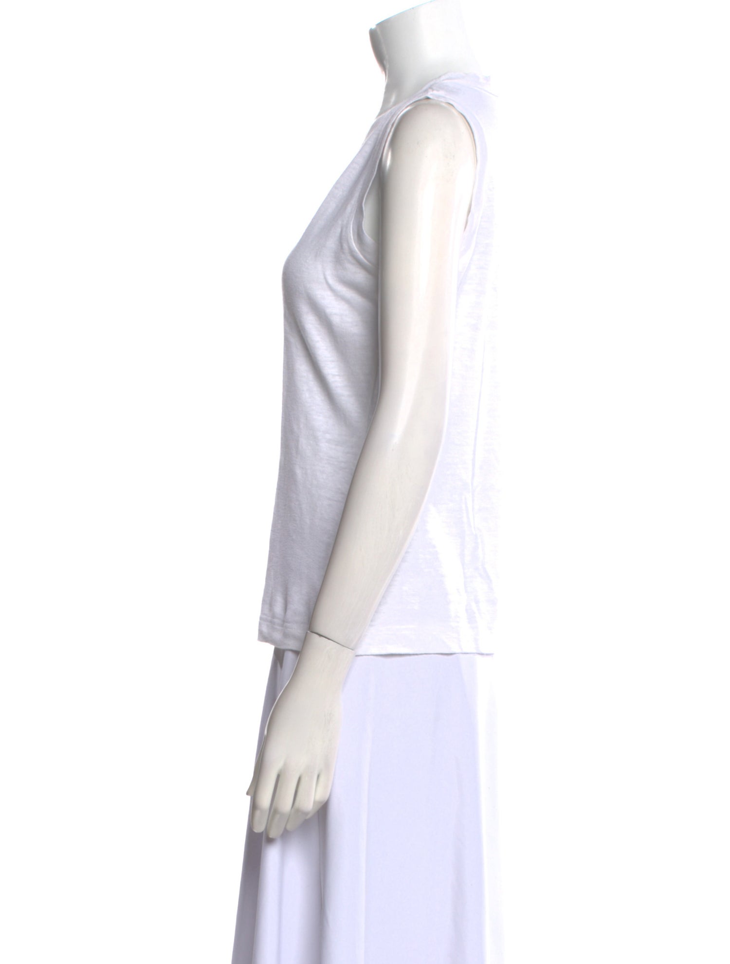 100% Capri Linen V-Neck Top