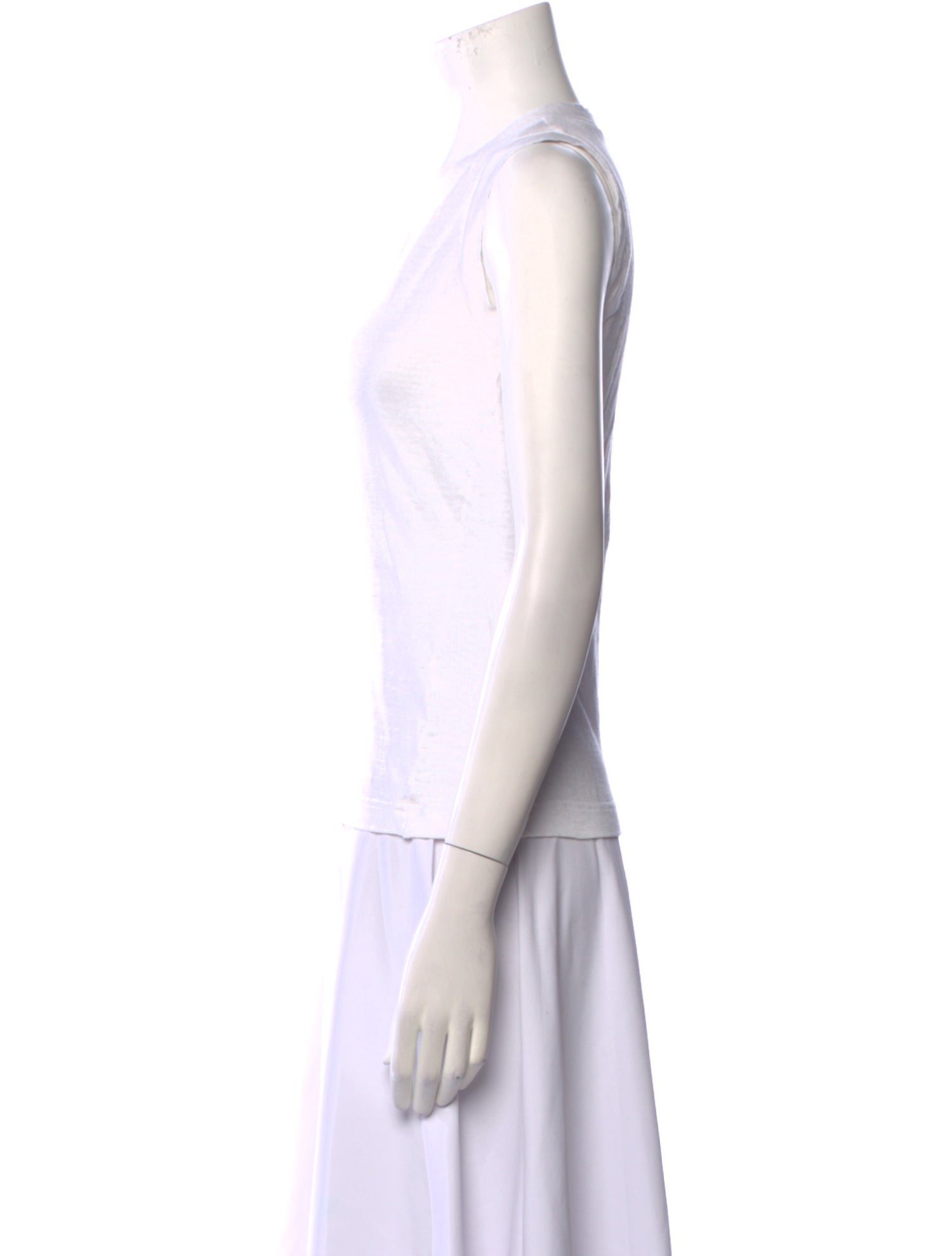 100% Capri Linen V-Neck Top