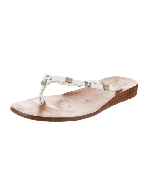 100% Capri Leather Flip Flops