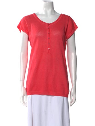 100% Capri Silk Scoop Neck T-Shirt