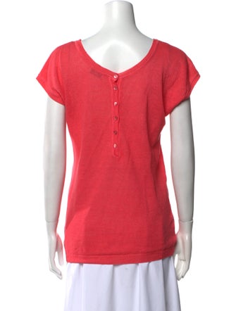 100% Capri Silk Scoop Neck T-Shirt