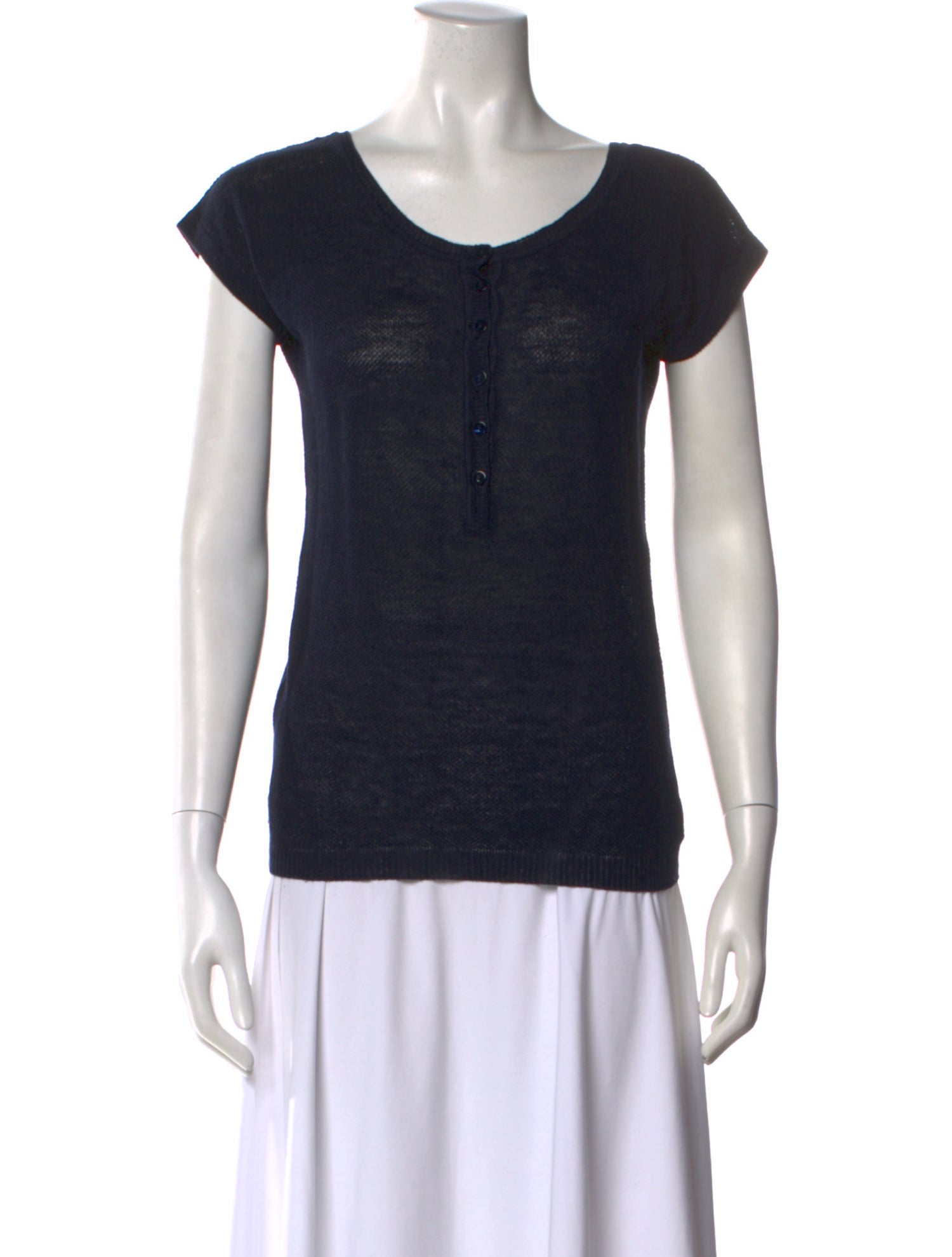 100% Capri Linen Scoop Neck Top