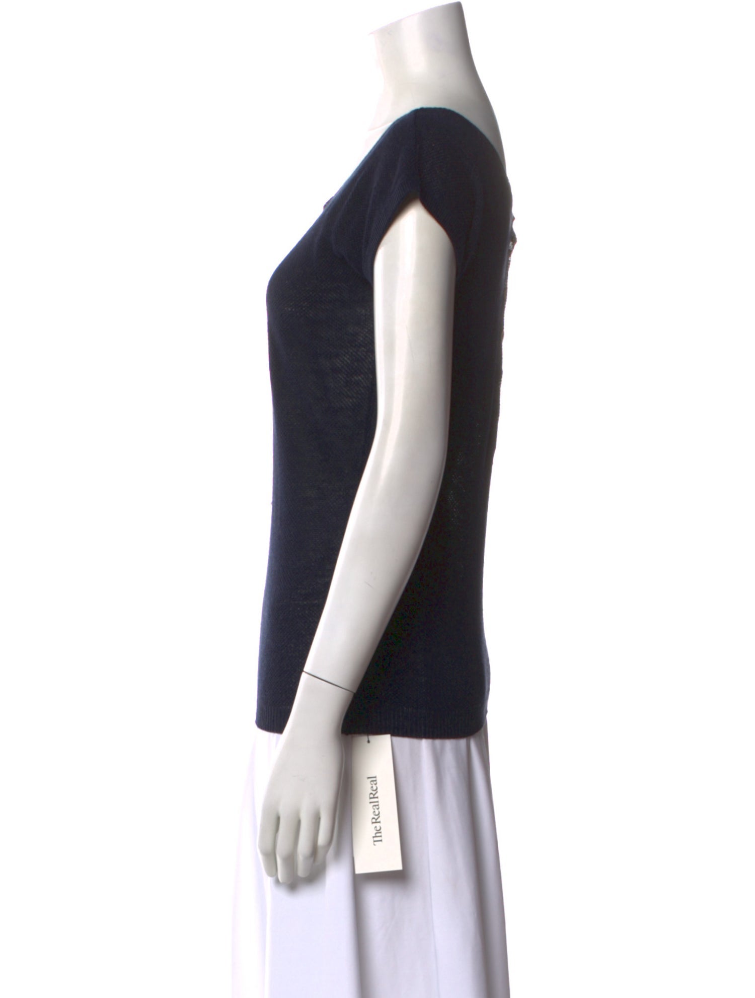 100% Capri Linen Scoop Neck Top