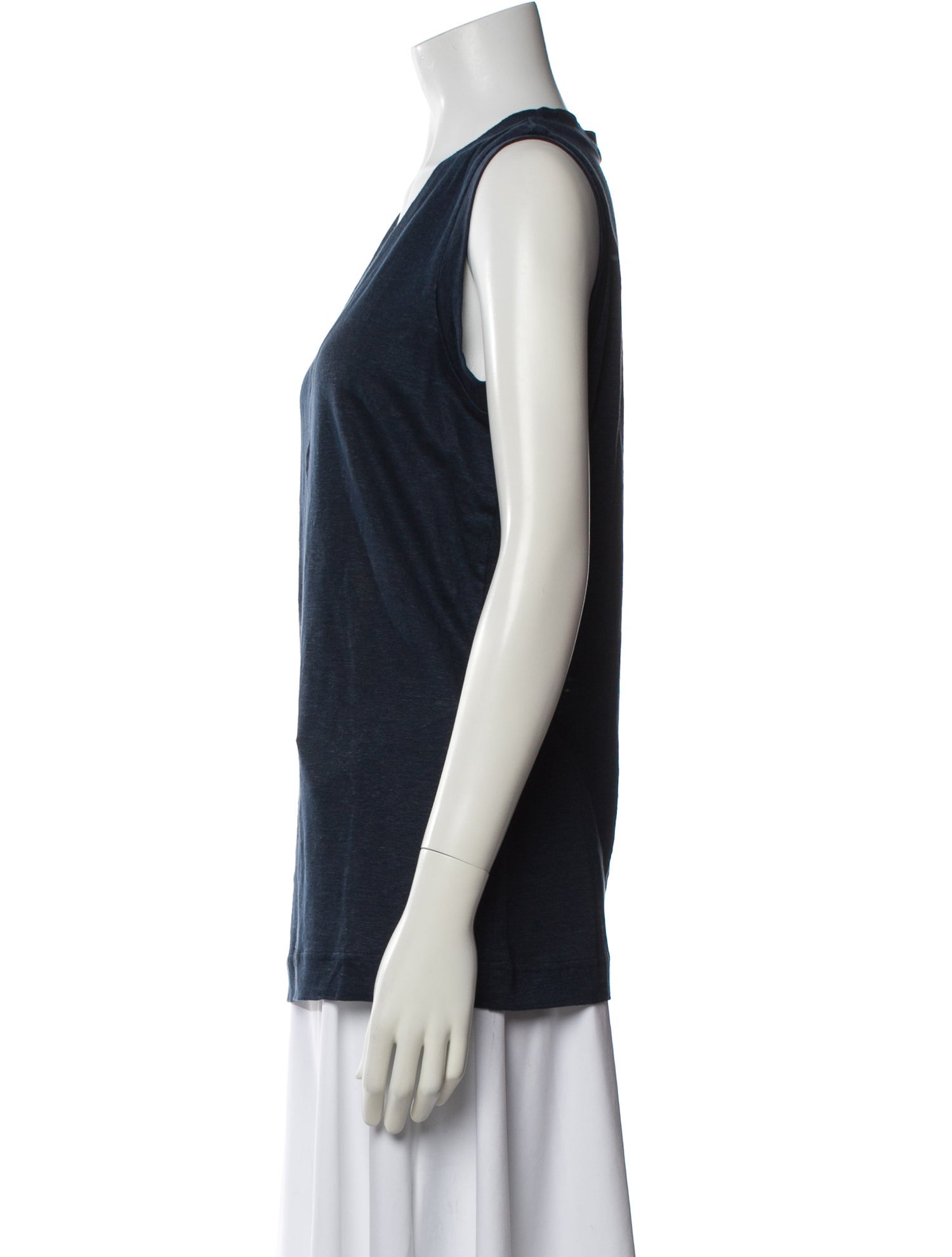 100% Capri Linen V-Neck Top