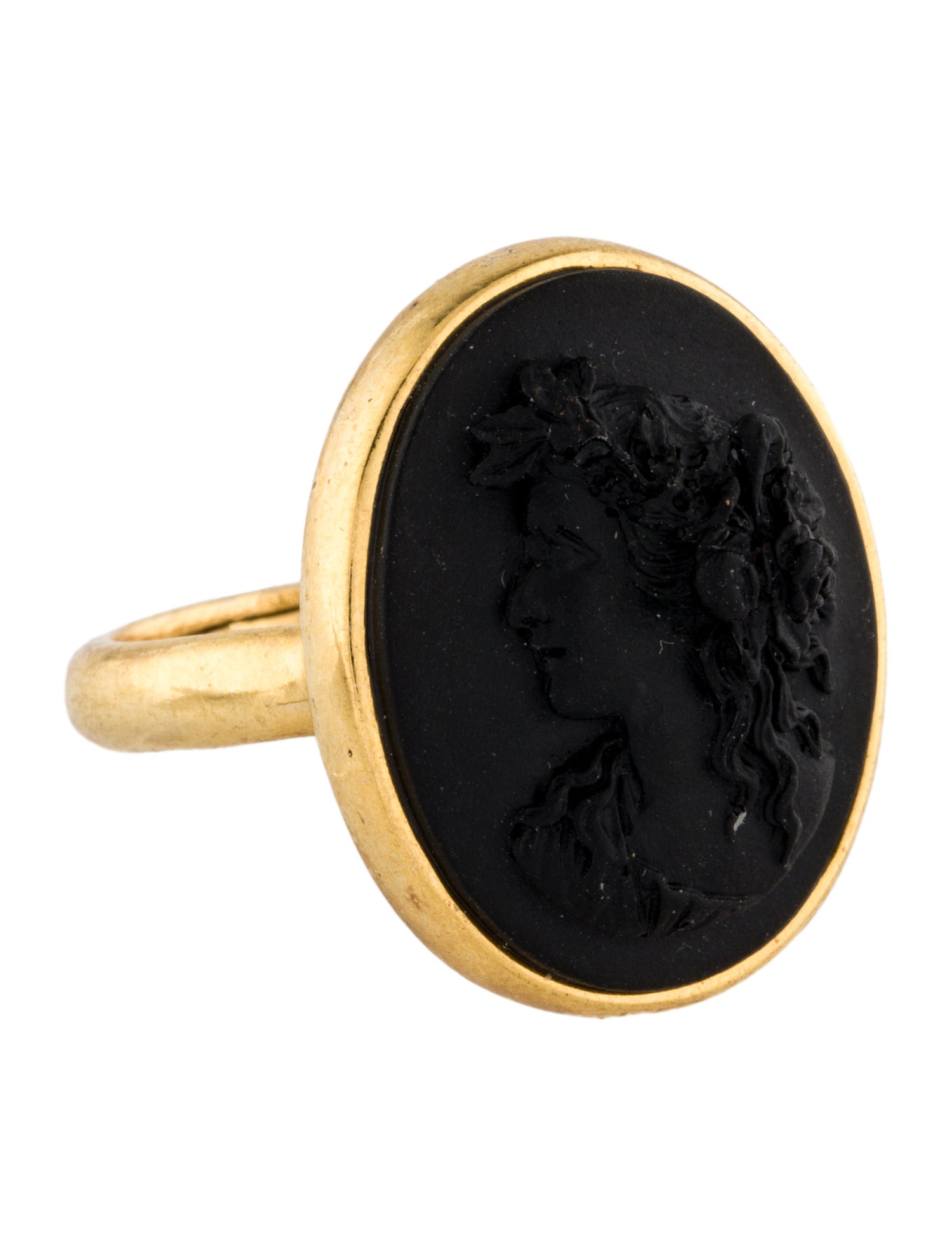 Oscar de la Renta Carved Oval Cocktail Ring
