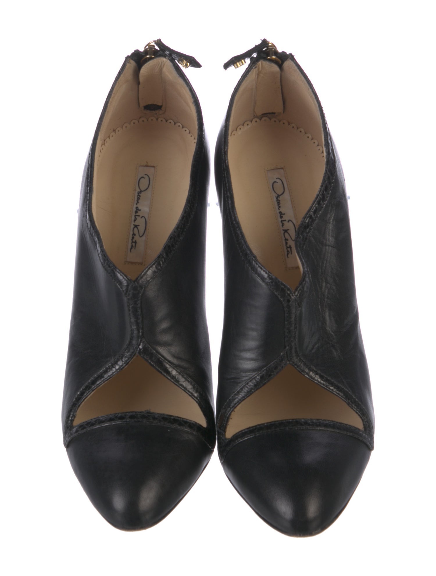 Oscar de la Renta Leather Pumps