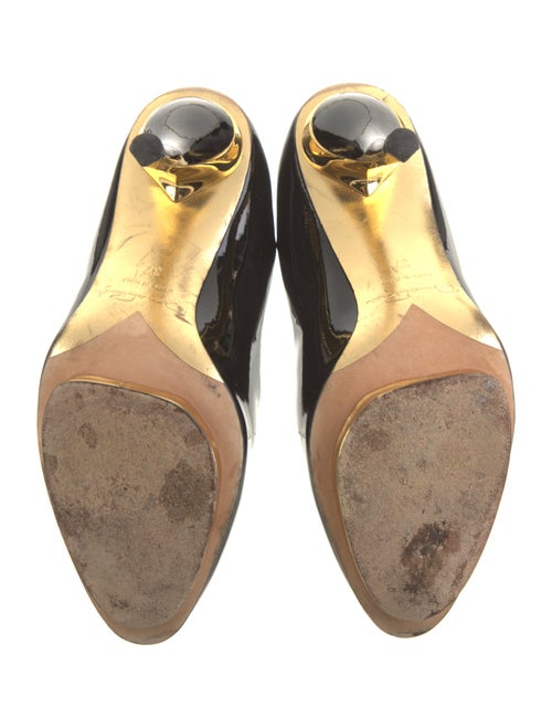 Oscar de la Renta Patent Leather Pumps