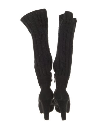 Oscar de la Renta Suede Boots