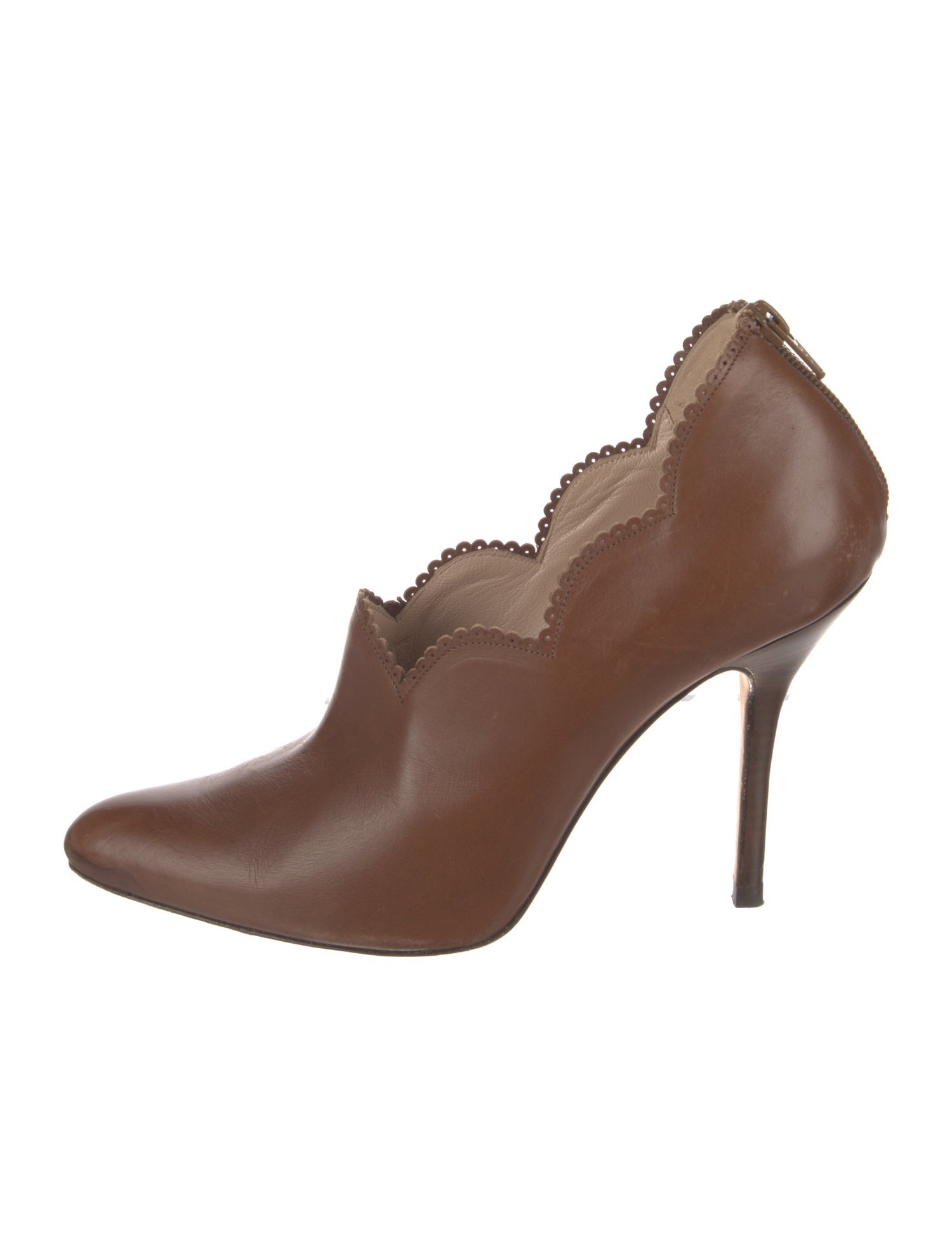 Oscar de la Renta Leather Lasercut Accents D'Orsay Pumps