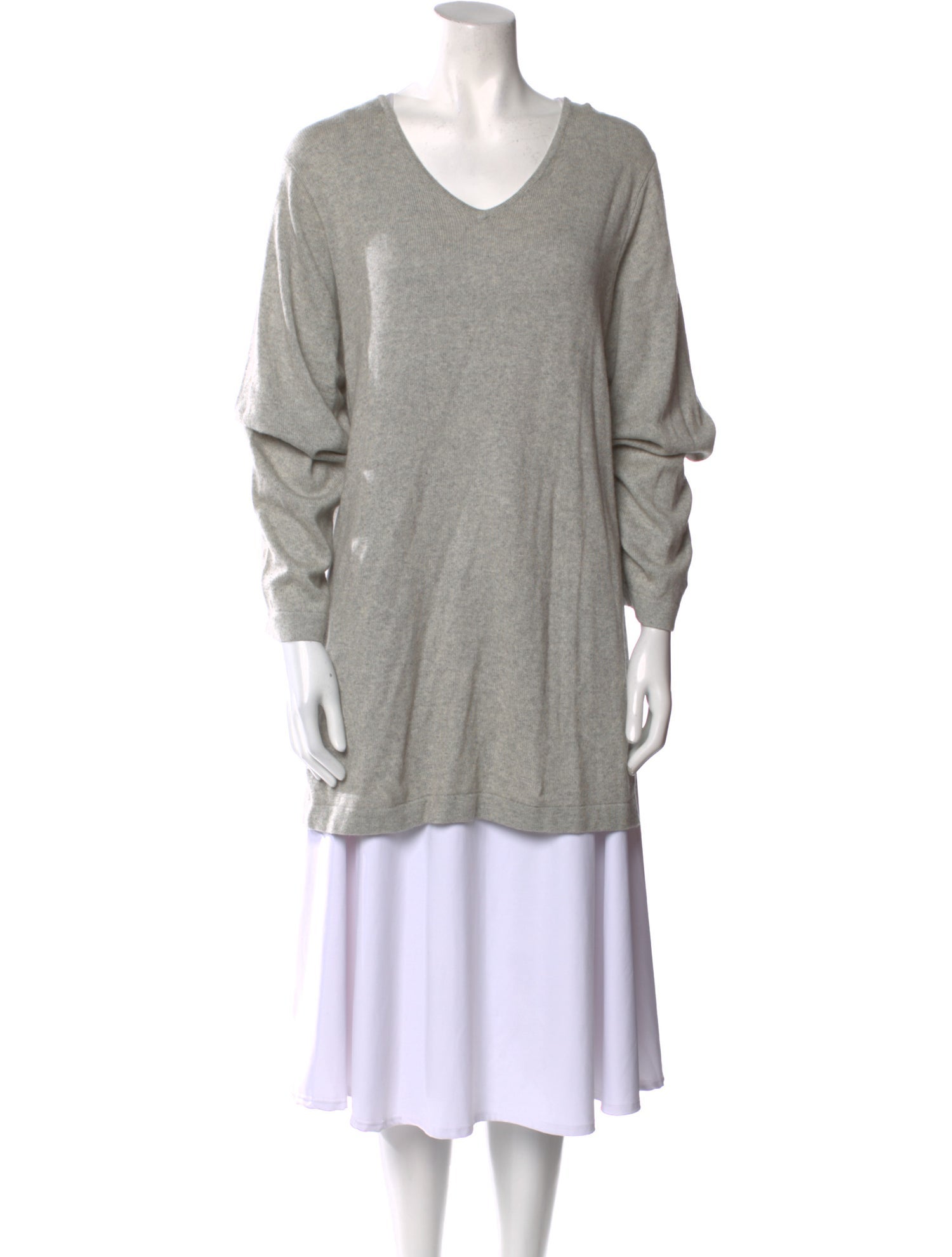 Oscar de la Renta Silk V-Neck Sweater w/ Tags