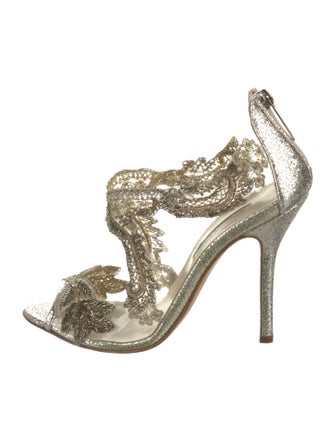Oscar de la Renta PVC Beaded Accents D'Orsay Pumps