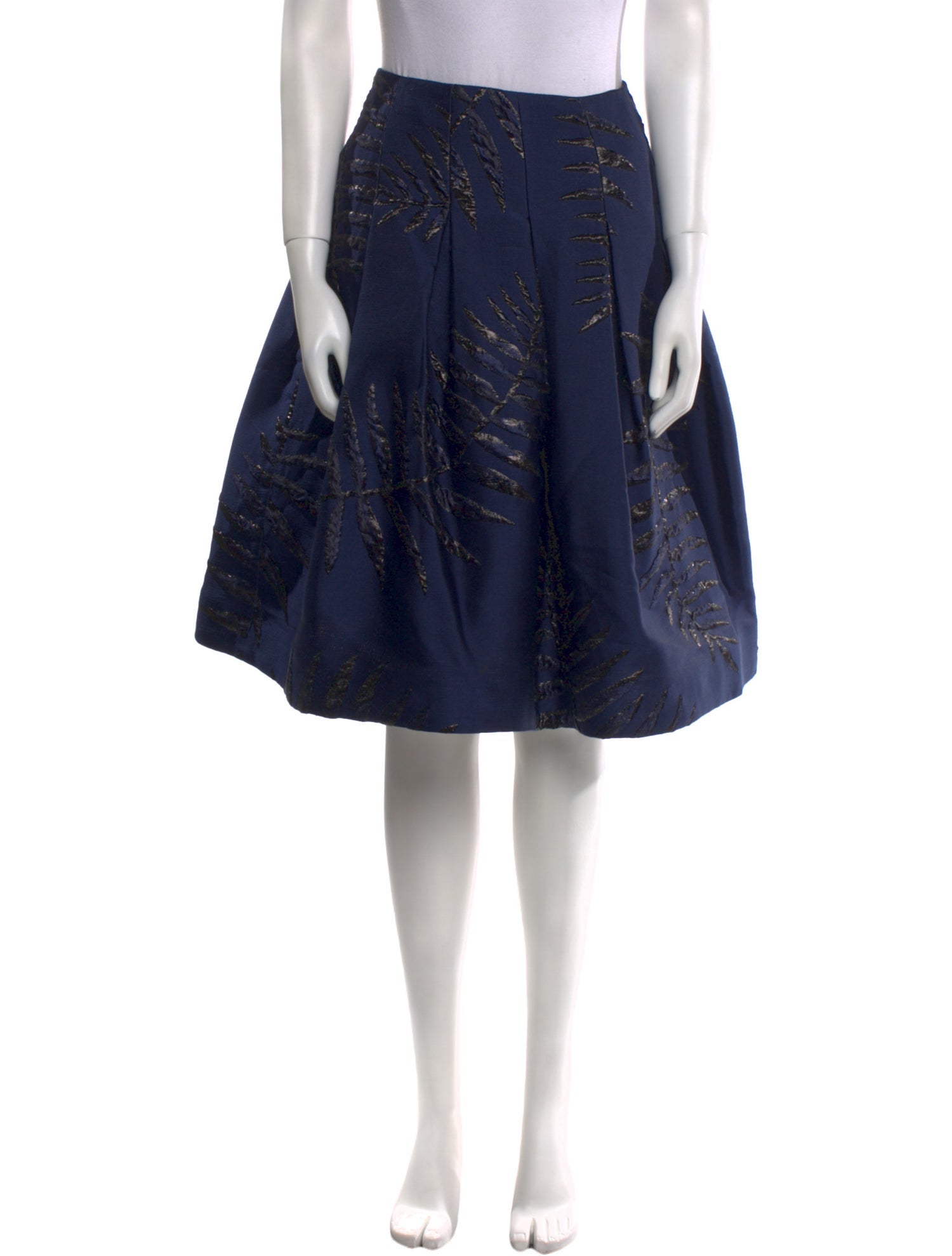 Oscar de la Renta Embroidered Accent Knee-Length Skirt