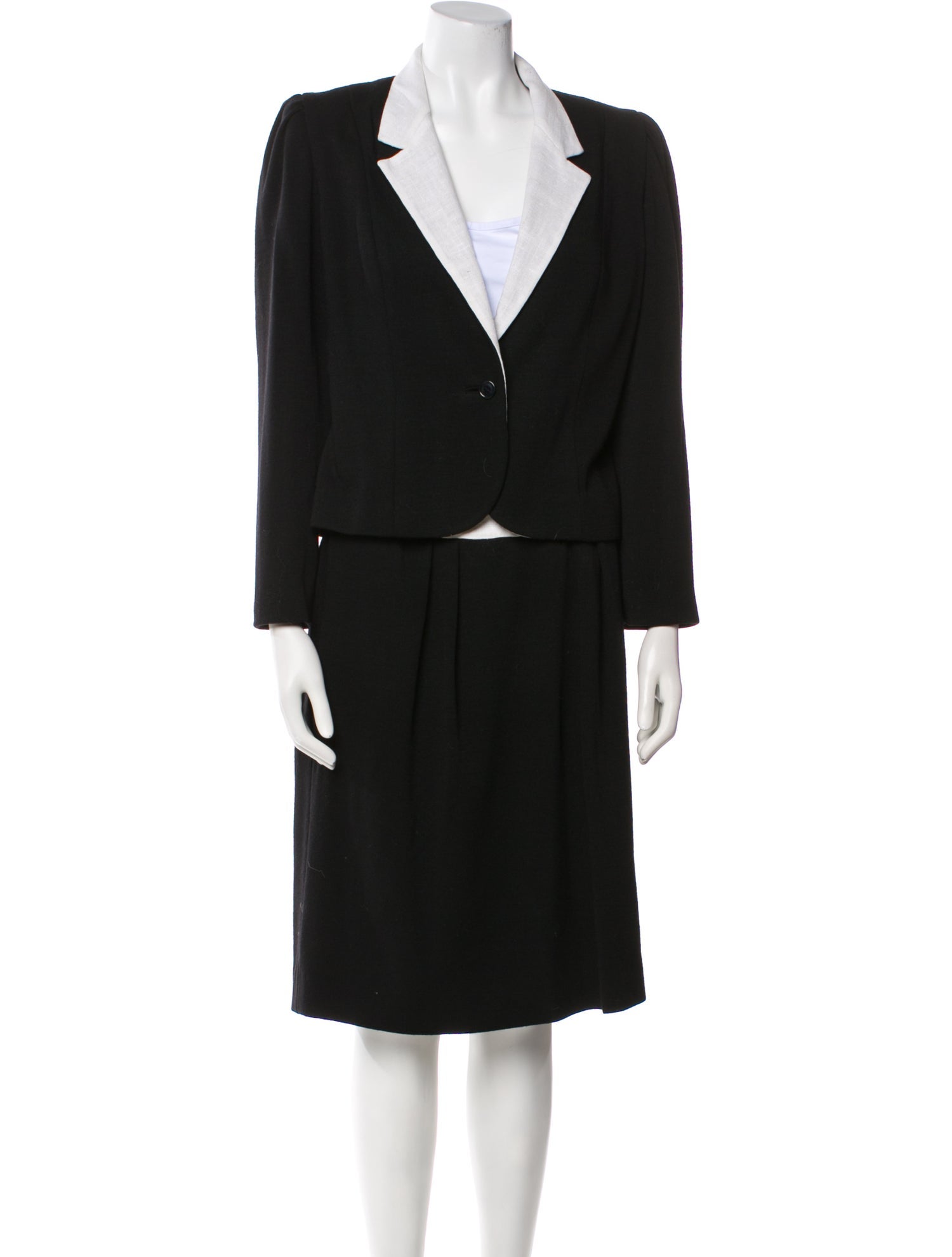 Oscar de la Renta Embroidered Accent Skirt Suit