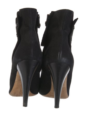 Oscar de la Renta Suede Boots