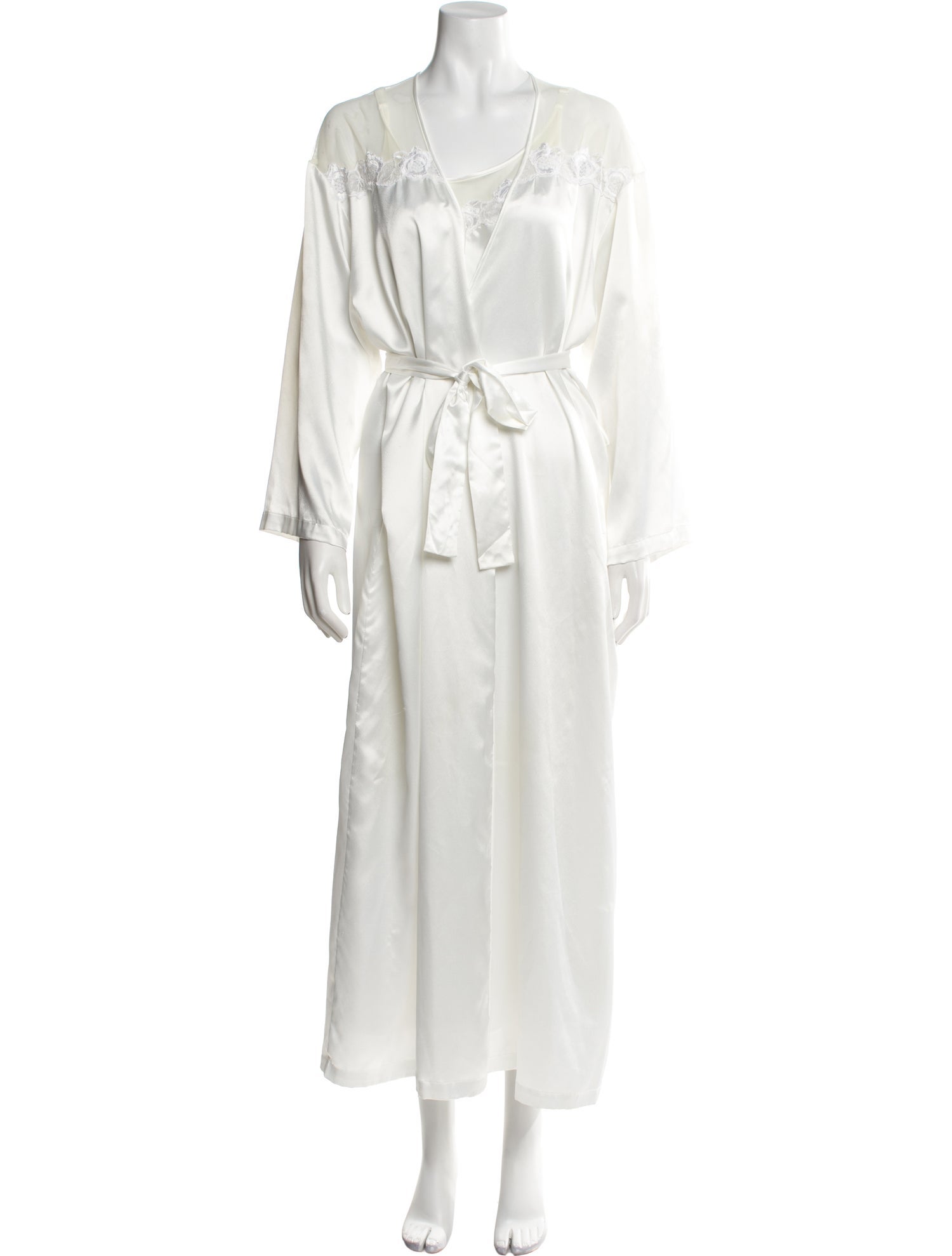 Oscar de la Renta Embroidered Accent Robe