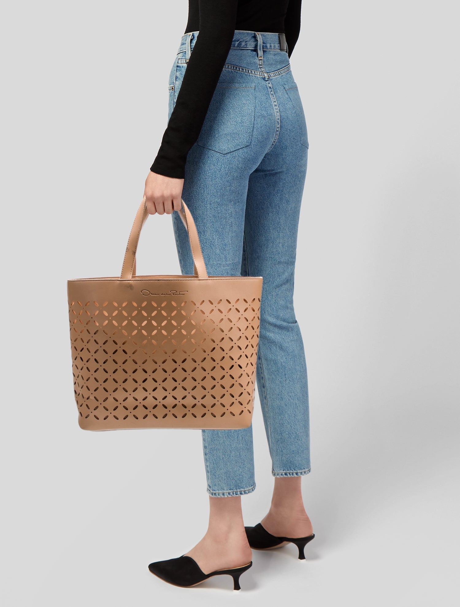 Oscar de la Renta Leather Shoulder Bag